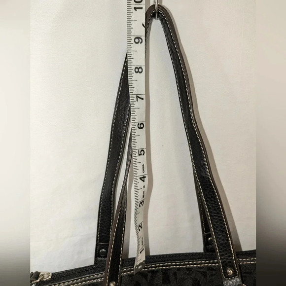 Etienne Aigner black signature canvas shoulder bag - Picture 9 of 9